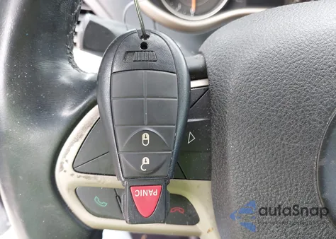 2017 Jeep Cherokee Latitude Fwd z USA, uszkodzony, nr VIN 1C4PJLCS6HW604719